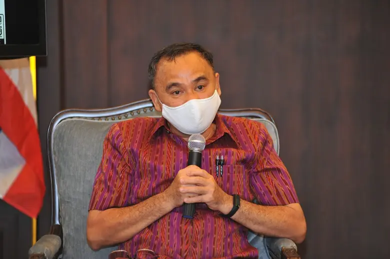 นายครรชิต สุขเสถียร รองเลขาธิการสำนักงานม...