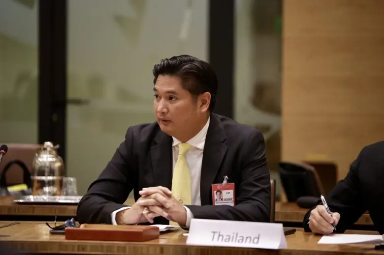 ดร.เฉลิมชัย ศรีอ่อน รัฐมนตรีว่าการกระทรวง...