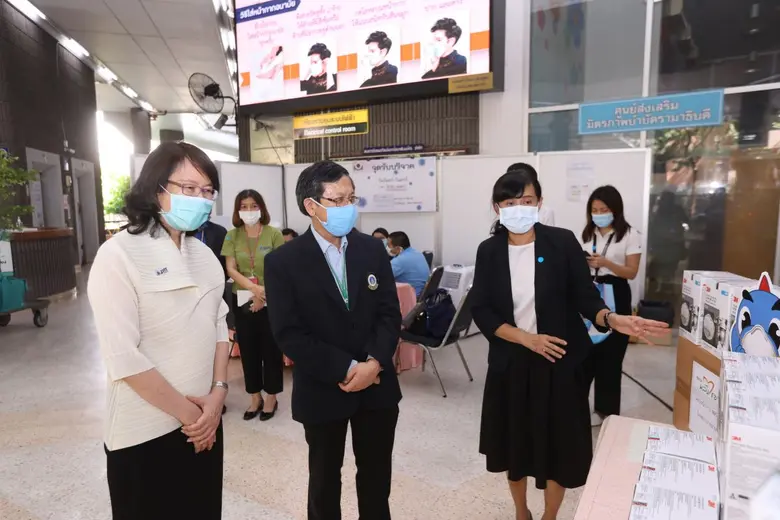 ชมรมพลังไทยใจอาสา กลุ่ม ปตท. มอบหน้ากาก N95 เพื่อร่วมปกป้องบุคลากรทางการแพทย์