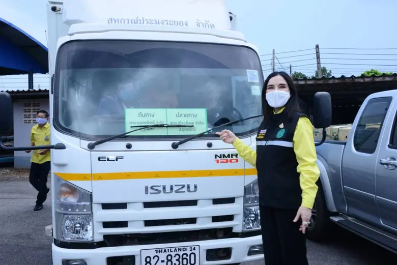 “รมช.มนัญญา” ลุยระยอง Kickoff ปล่อยคาราวานรถบรรทุกผลไม้ของสหกรณ์ในภาคตะวันออก จับมือคู่ค้าผลไม้ ระหว่างสหกรณ์ต้นทางแหล่งผลิตผลไม้กับสหกรณ์ตลาดปลายทาง