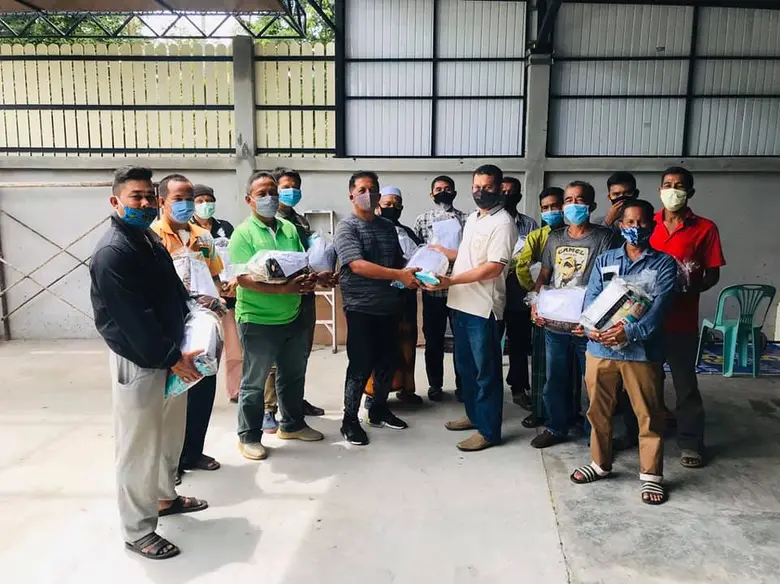 นายวัชระ ยาวอหะซัน สส.เขต 1 พรรคพลังประชา...