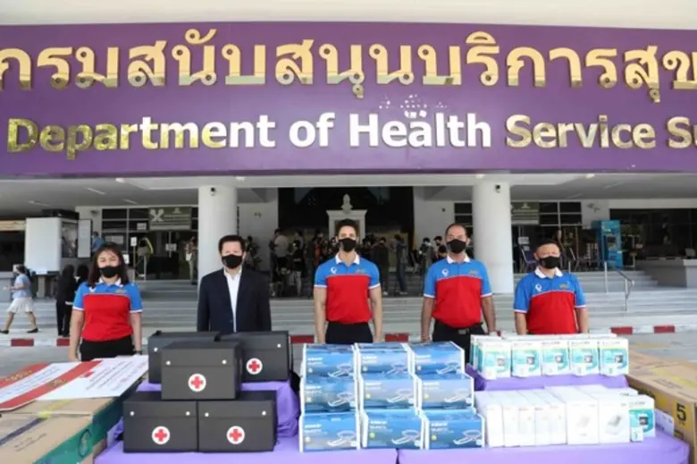 เด่นคุณ งามเนตร ในฐานะพรีเซ็นเตอร์ สมหวัง...