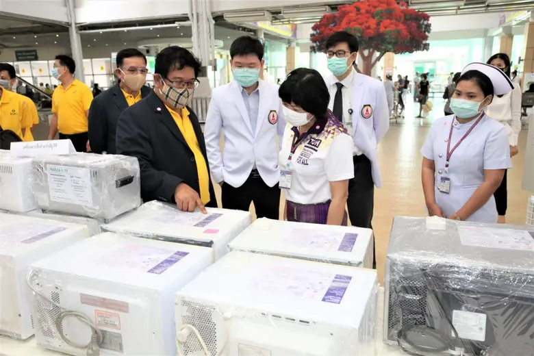 มว.ประดิษฐ์เครื่องฆ่าเชื้อด้วยรังสี UVC นวัตกรรมจากเทคโนโลยีมาตรวิทยา ลดความเสี่ยงติดเชื้อ COVID-19 ให้แก่บุคลากรทางการแพทย์