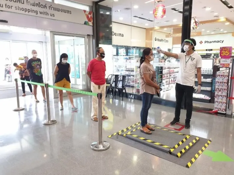 บรรยากาศเปิดศูนย์ฯ ห้างฯ โรบินสัน วันแรก ลูกค้ามั่นใจ!! ชิมลางวิถี New Normal ฉลุย ภายใต้มาตรการคุมเข้ม 5 แผนแม่บท “โรบินสัน สะอาด มั่นใจ ในทุกตารางเมตร”