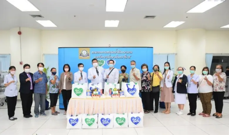 คณะแพทยศาสตร์วชิรพยาบาล ร่วมกับมหาวิทยาลั...