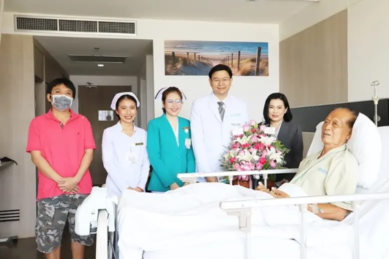 คุณอภิษฎา ธิราศักดิ์ ผู้อำนวยการฝ่ายปฏิบั...