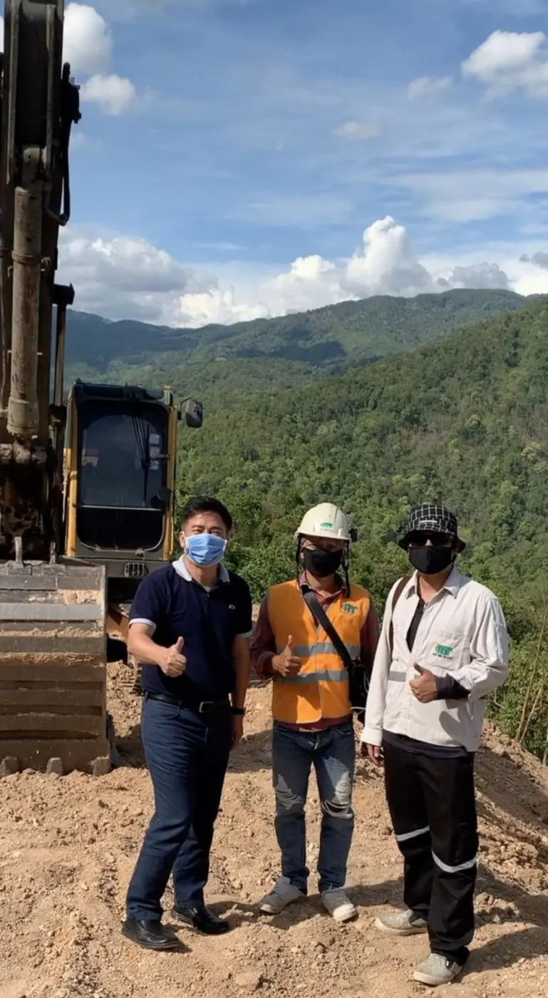 นายสมภพ ศักดิ์พันธ์พนม ประธานกรรมการ บริษ...