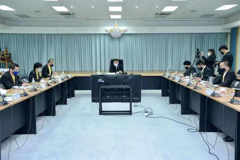 รมช.ธรรมนัส ติดตามการแก้ไขปัญหาสถานการณ์ภัยแล้งผ่าน VDO conference เร่งปฏิบัติการฝนหลวงสู้ภัยแล้ง