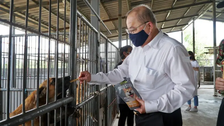 เจอร์ไฮ รณรงค์ช่วยสุนัขและแมวจร ส่งมอบอาหารในวิกฤตโควิด-19 กว่า 2 ล้านบาท