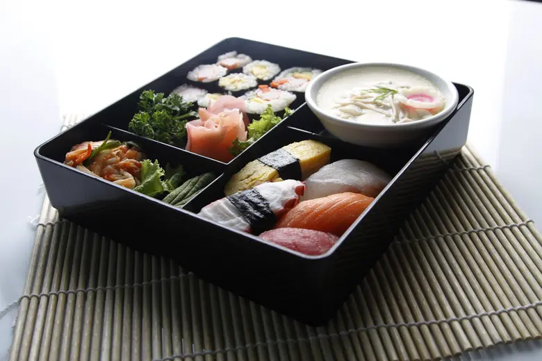 โรงแรมแคนทารี อมตะ บางปะกง บริการจัดส่งคว...