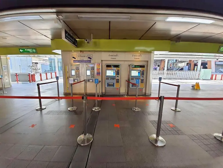 นายพานุรักษ์ กลั่นนุรักษ์ ผู้อำนวยการสำนั...