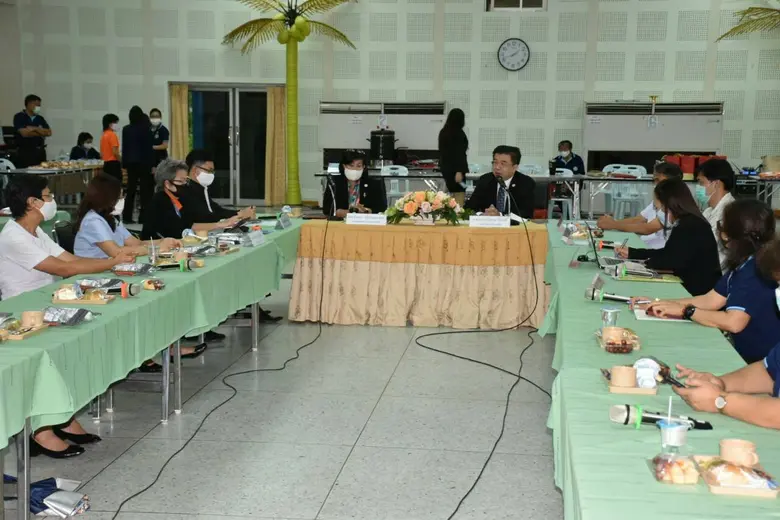 จิตเวชโคราช คัดกรองประชาชน 4 จังหวัดอีสานล่าง พบ “เครียด”จากโควิด-19 กว่า 7,000 คน เร่งสร้างวัคซีนชุมชน