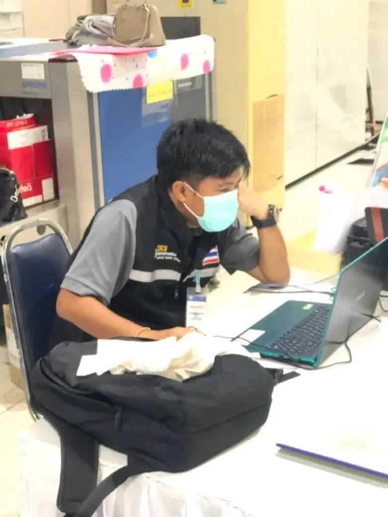 ด่วนมาก.! คัดกรองสนามบิน 42 คน 13 นาที สสจ.นครพนม แนะผู้เดินทางกรอกประวัติผ่าน App Line