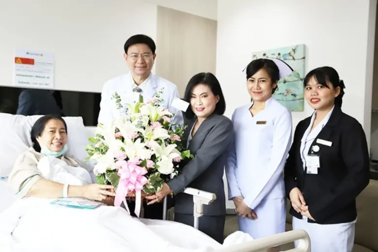 คุณอภิษฎา ธิราศักดิ์ ผู้อำนวยการฝ่ายปฏิบั...