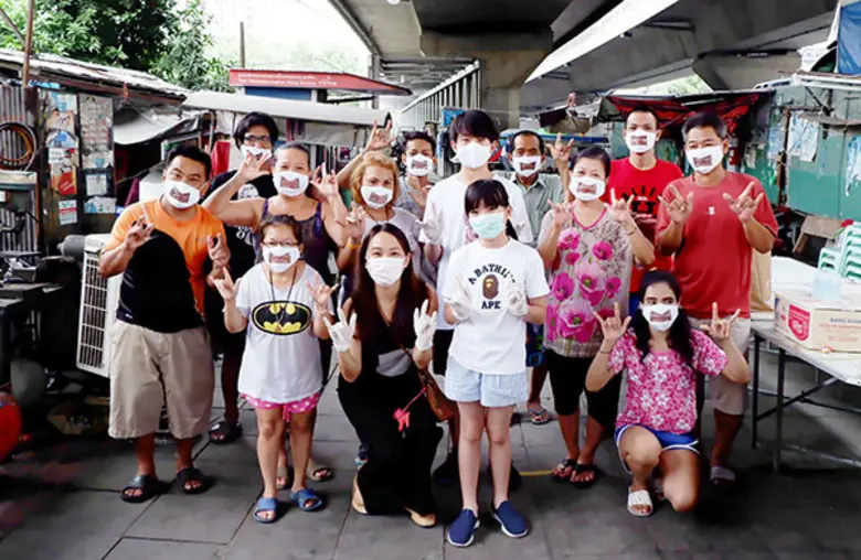 จากการที่เห็นเหตุการณ์ในโทรทัศน์ และผู้คน...