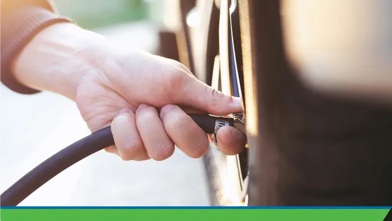 “เปิด 6 เช็กลิสต์ตรวจเช็กรถยนต์รับมือหน้าฝน”