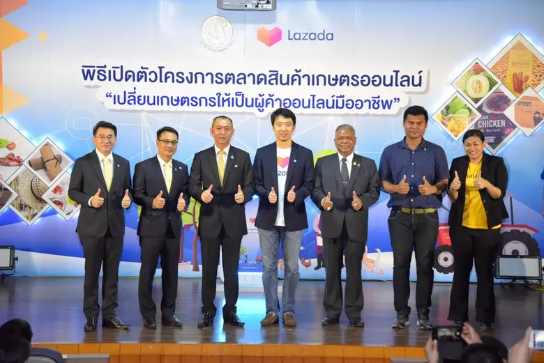 ดร.เฉลิมชัย ศรีอ่อน รัฐมนตรีว่าการกระทรวง...