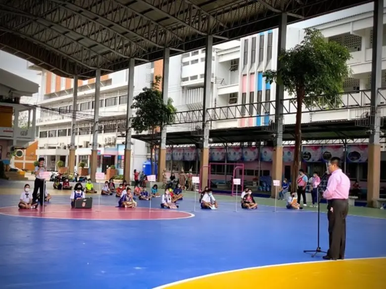 สวนกุหลาบวิทยาลัย นนทบุรี เตรียมความพร้อมป้องกันการแพร่ระบาดของ เชื้อไวรัสโควิด-19 ให้กับนักเรียนในวันสอบคัดเลือก และวันเปิดภาคเรียน