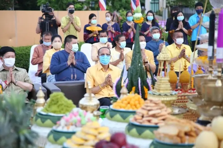 ณ บริเวณลานหน้ากรมการข้าว นายสุดสาคร ภัทร...