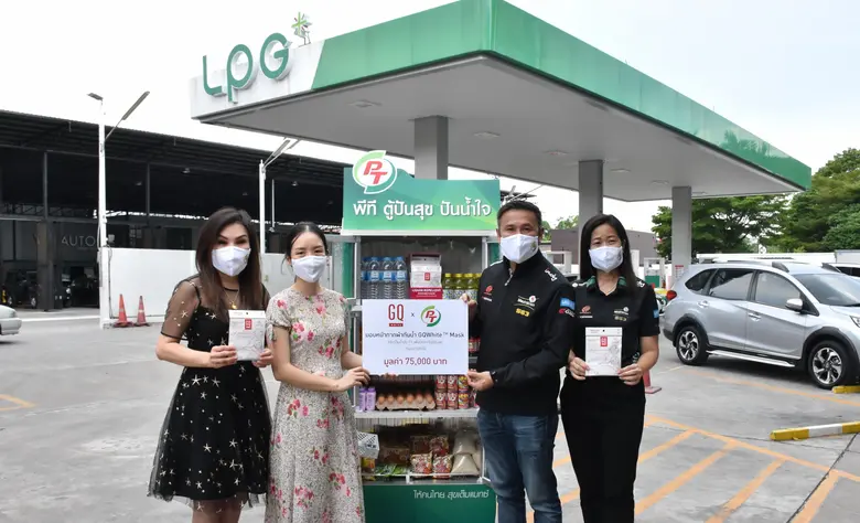 นายสุวัชชัย พิทักษ์วงศาภรณ์ (ที่ 2 จากขวา...