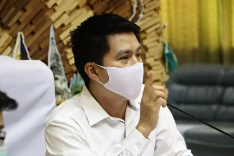 นายแพทย์จิณณพิภัทร ชูปัญญา นายแพทย์สาธารณ...