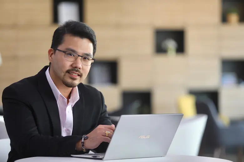 นักลงทุนรุ่นใหม่ เผยตลาดหุ้นขึ้นมาอย่างรว...