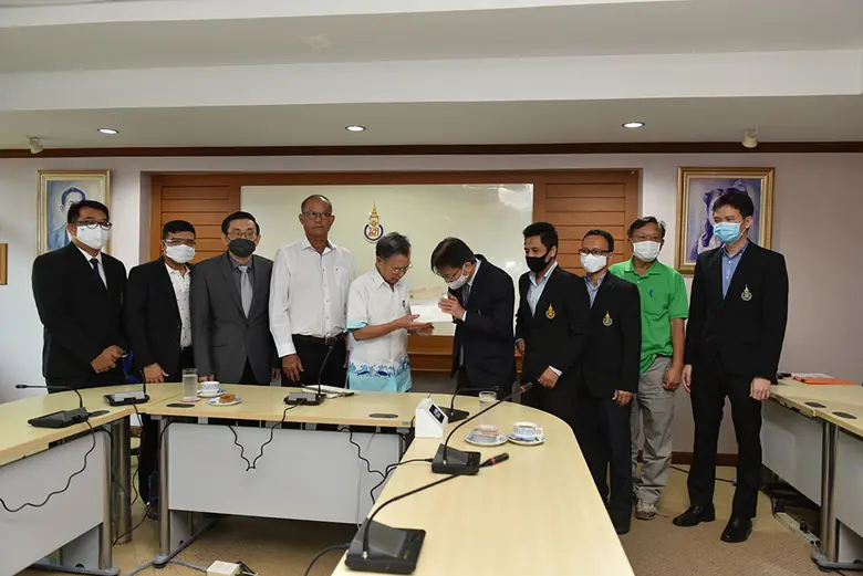 รองศาสตราจารย์ ดร.อุดมผล พืชน์ไพบูลย์ รอง...