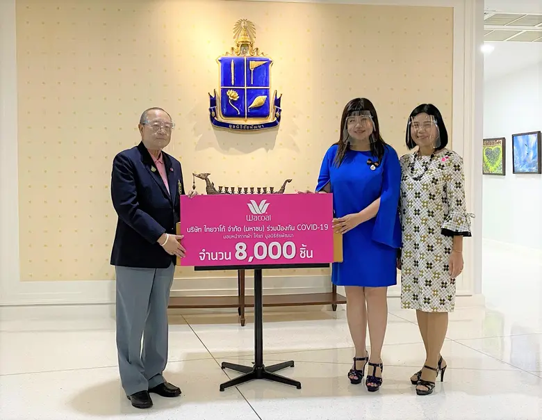 ดร.สุเมธ ตันติเวชกุล (ซ้าย) เลขาธิการมูลนิธิชัยพัฒน...