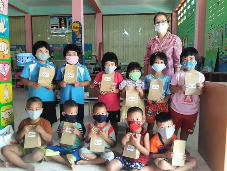 ด้วยความห่วงใยสุขภาพนักเรียนก่อนการเปิดภา...