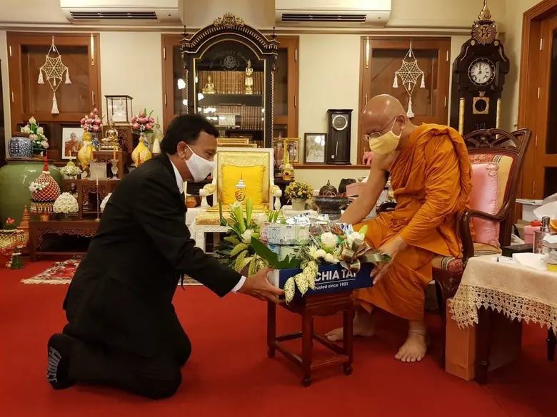 นายบุญมี ออกแมน รองกรรมการผู้จัดการ ธุรกิ...