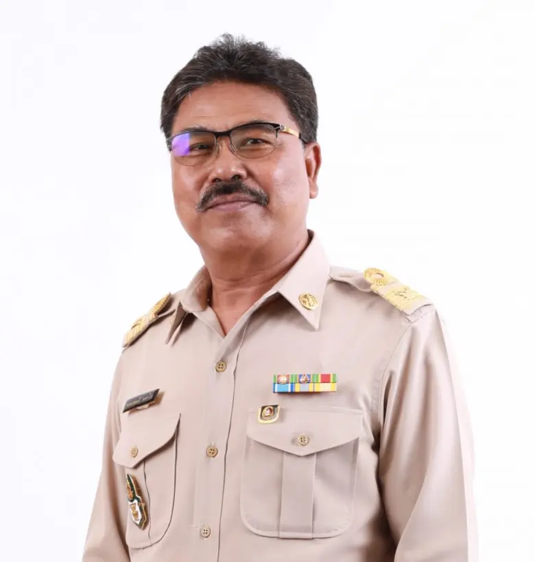 นายพลเชษฐ์ ตราโช รองเลขาธิการสำนักงานเศรษ...