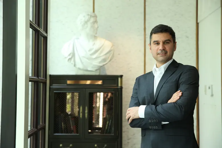 ได้รับคำชื่นชมอย่างล้นหลาม สำหรับเมดิ เซน...