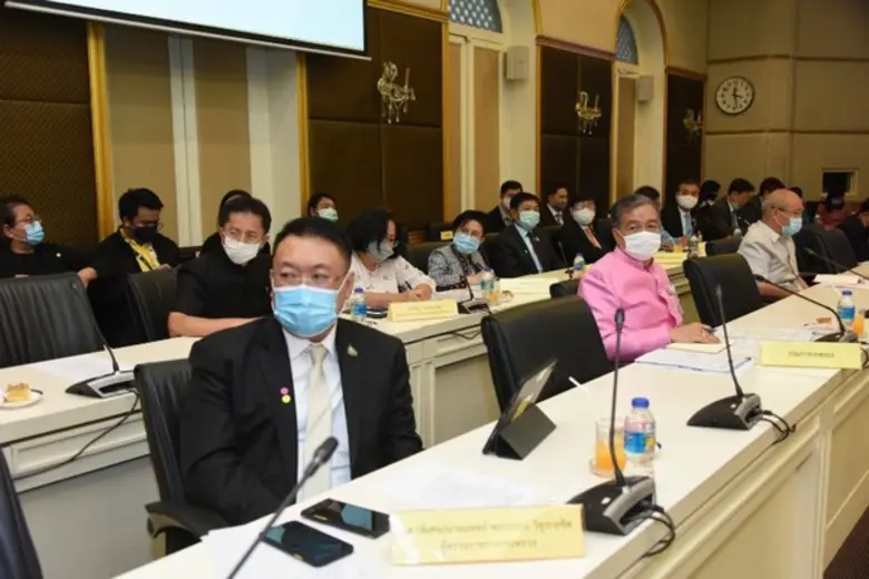 กระทรวงดิจิทัลฯ ร่วมมหาดไทย ซักซ้อมแนวทางป้องกันโควิด -19 ผ่านการประชุมทางไกล  ย้ำ “Application ไทยชนะ” ใช้ง่ายไม่ละเมิดข้อมูลส่วนบุคคล