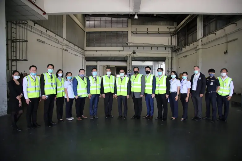 นายเฉลิมชัย ศรีอ่อน รัฐมนตรีว่าการกระทรวง...