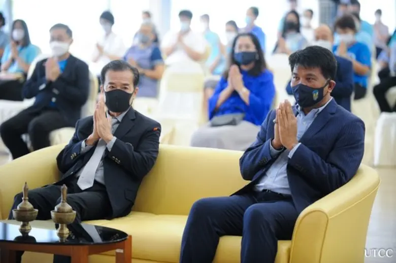 พิธีเจริญพระพุทธมนต์ ครบรอบ ปีที่ 57 มหาวิทยาลัยหอการค้าไทย