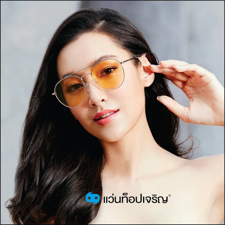 เป็นหนึ่งแฟชั่นไอคอนของสาวๆ ทั้งประเทศ สำ...