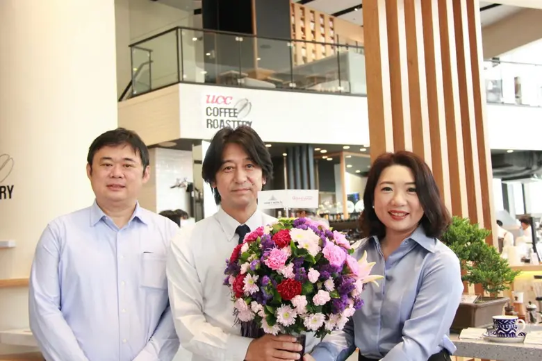 นางสาวภิรดี เจริญรัตนาภิรมย์ ผู้จัดการทั่...