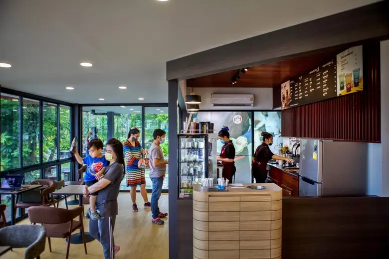 FIVE STAR และ Star coffee ฉลองเปิดสาขาใหม่ อ.พนัสนิคม ร่วมสร้างอาชีพ-สร้างรายได้ ให้พี่น้องชาวชลบุรี