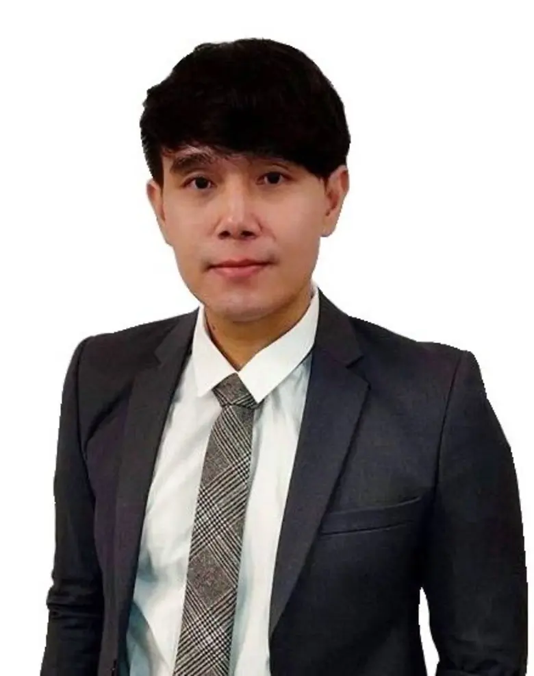 นายธีรเศรษฐ์ พรหมพงษ์ นักกลยุทธ์ เศรษฐศาส...