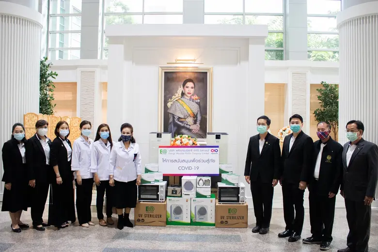 EA ร่วมกับกลุ่มช่วยกัน มอบเครื่องฟอกอากาศ เครื่องกำจัดเชื้อโรค และหน้ากากความดันบวก ให้โรงพยาบาลจุฬาภรณ์ และสถาบันวิจัยจุฬาภรณ์