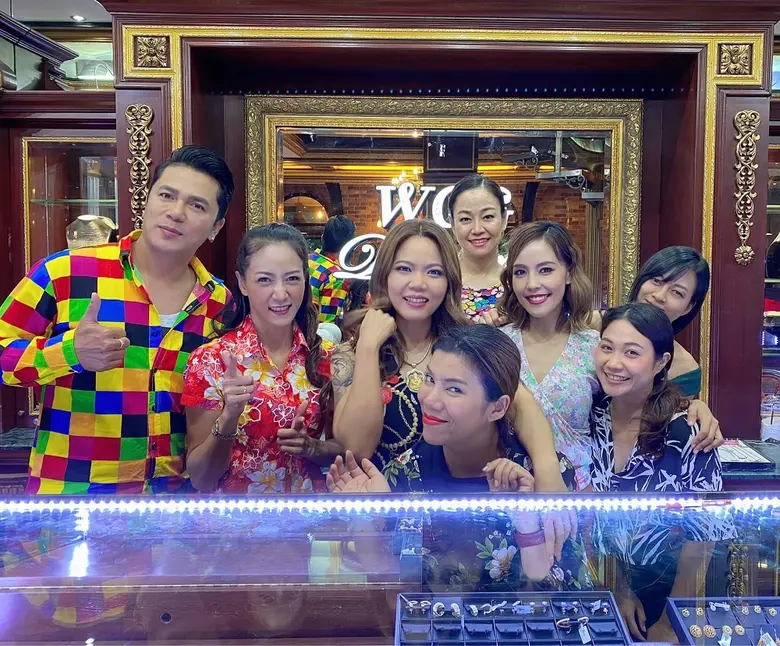 นางศุภากรณ์ ปรีชา ประธานกรรมการบริหาร บริ...