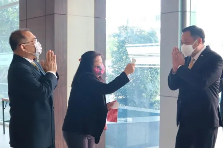 วุฒิศักดิ์ พิชญกานต์ ผู้จัดการทั่วไป โรงแ...