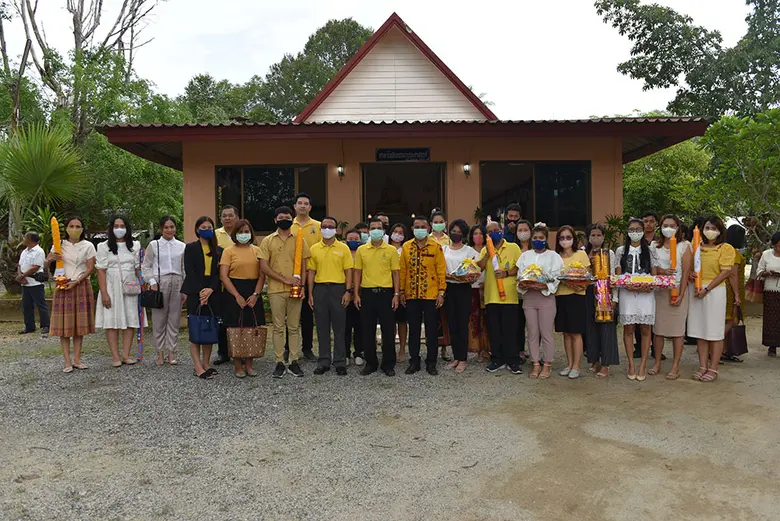 ดร.ธวัทชัย สุวรรณพงค์ ผู้ช่วยอธิการบดีฝ่ายอาคารสถาน...