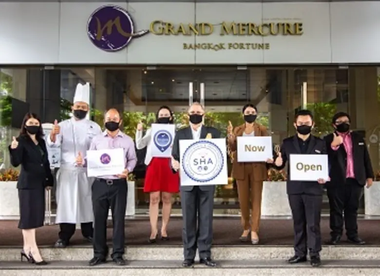 มร.อังเดร บรูลฮาร์ท ผู้จัดการทั่วไป โรงแร...