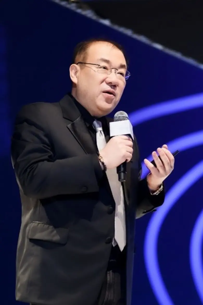 ความสวยงามคือหนึ่งในองค์ประกอบหลักบนใบหน้...