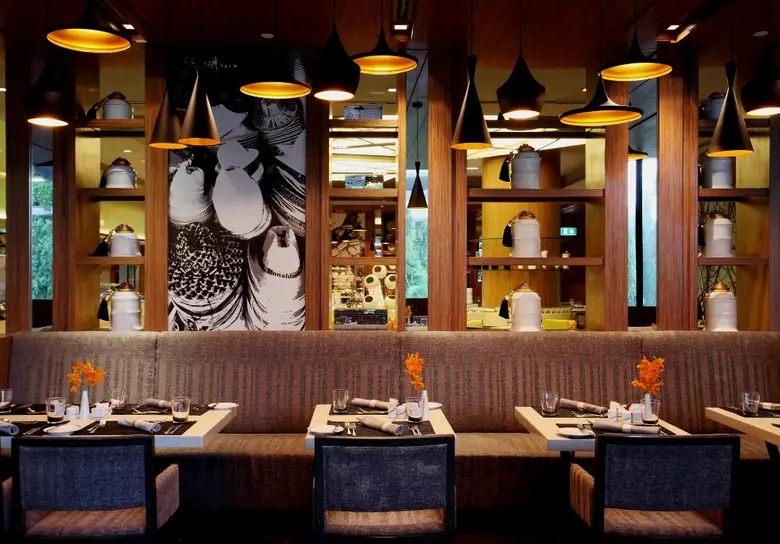 เปิดประสบการณ์มื้ออาหารมิติใหม่พร้อมความอ...