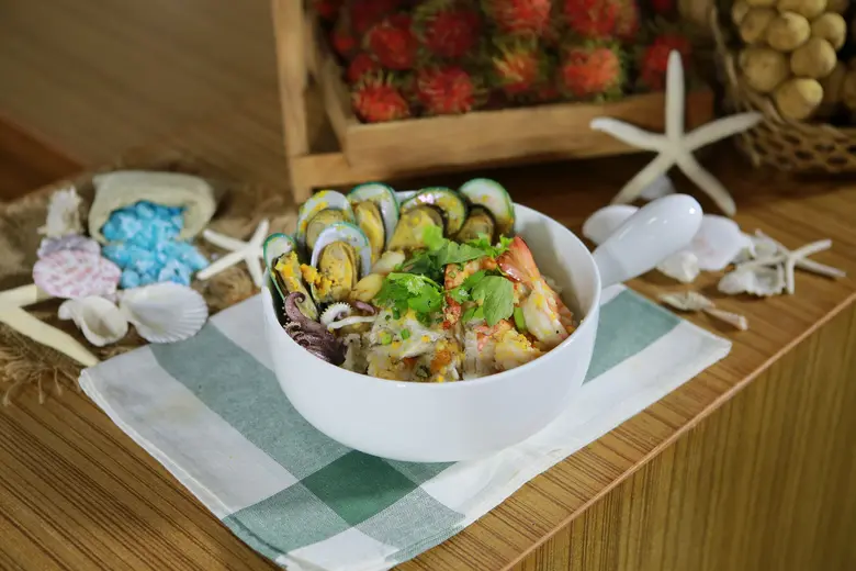 การท่องเที่ยวแห่งประเทศไทย (ททท.) ชวนนนท์-ธนนท์ และเชฟป้อม  นำทีมจัดเต็มกับกิจกรรมในรูปแบบออนไลน์ เตรียมความพร้อมก่อนออกเที่ยว