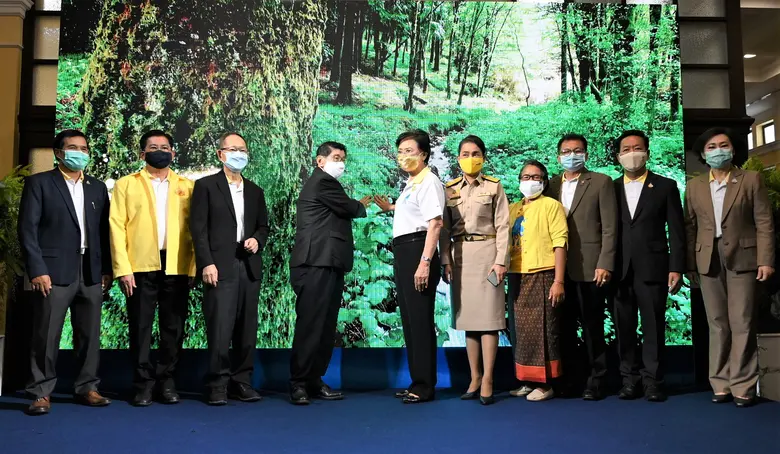 รองนายกฯ วิษณุ-คุณหญิงกัลยา เปิดโครงการบริหารจัดการน้ำโดยชุมชน ตามแนวพระราชดำริ ยิ่งใหญ่