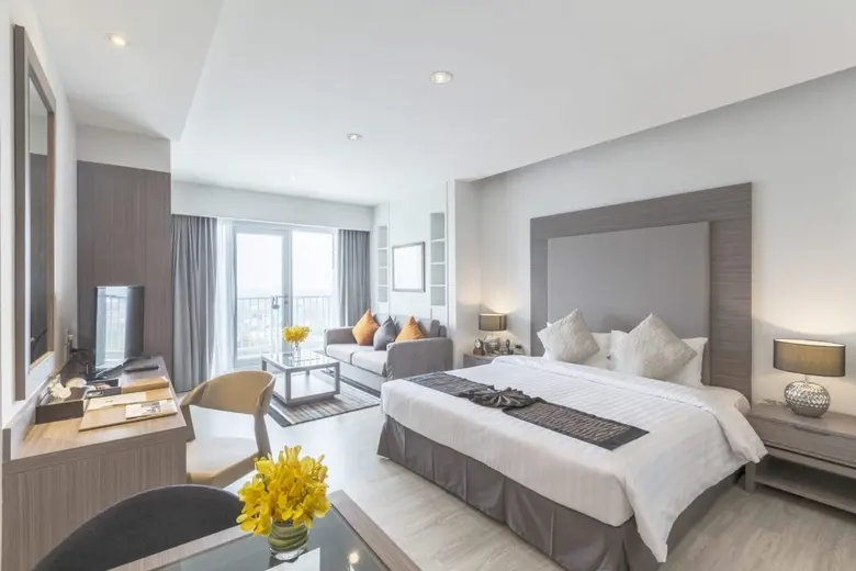 โรงแรม 15 แห่ง ในเครือเคป แอนด์ แคนทารี โ...