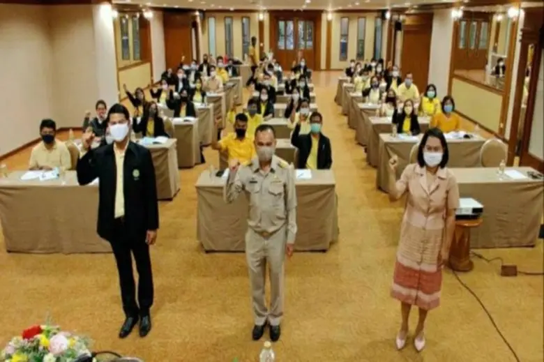 นายครรชิต สุขเสถียร รองเลขาธิการ มกอช. เป...